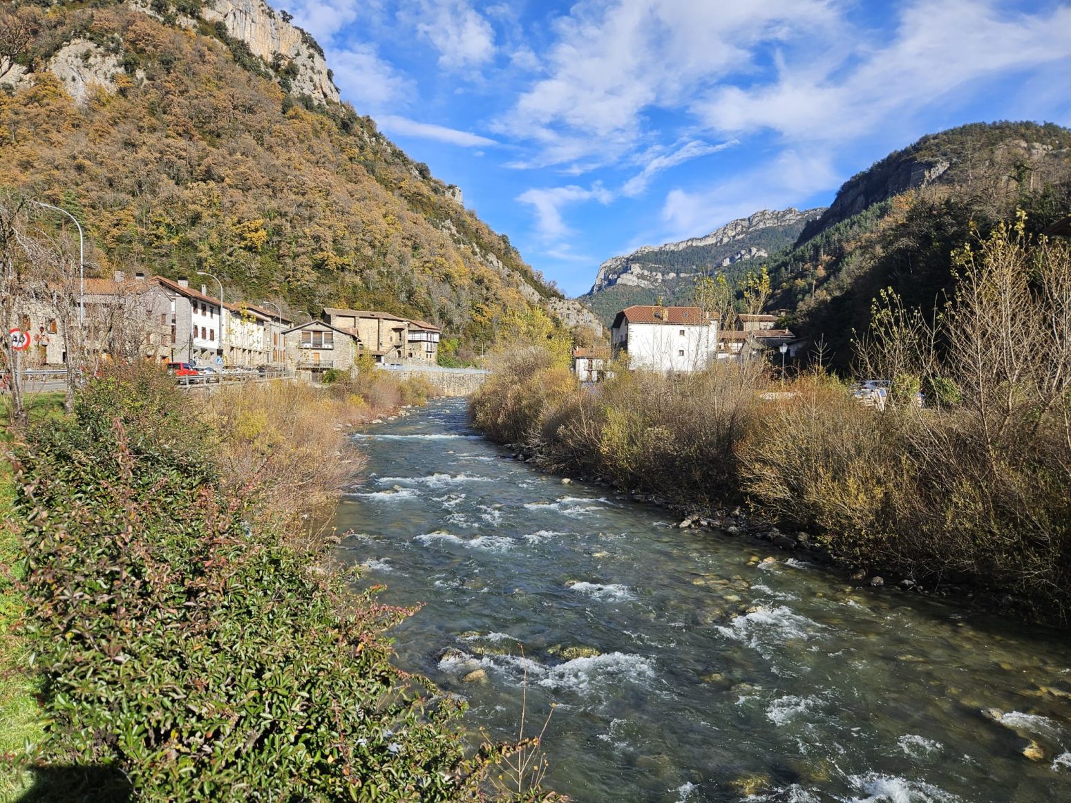 Exterior view of Single-family semi-detached for sale in Urzainqui / Urzainki  with Heating and Storage room