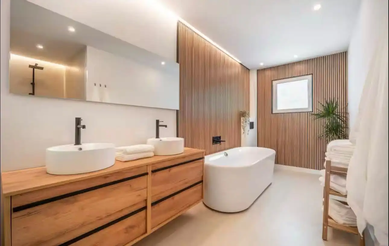 Bathroom of Attic for rent in Nueva Andalucía