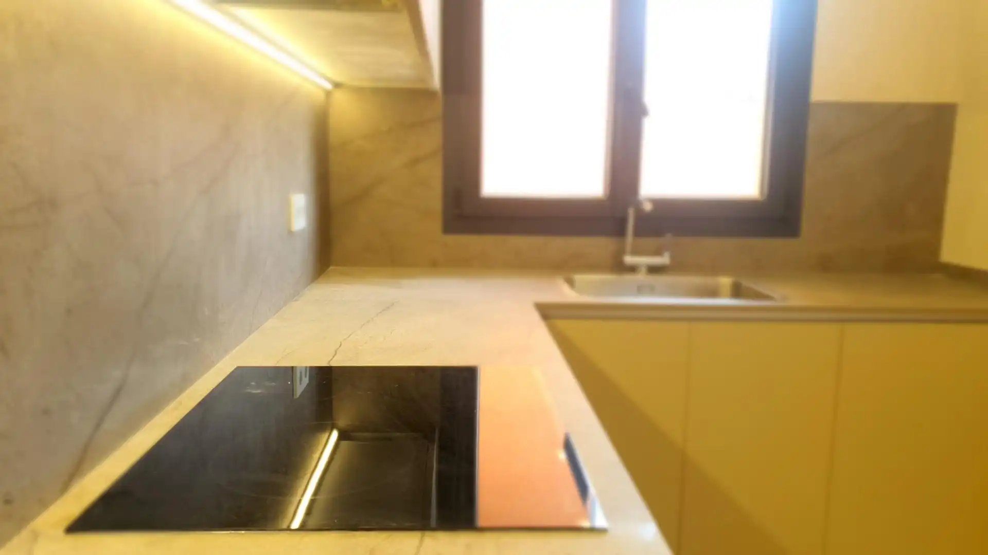 Cuina de Pis en venda en Lliçà d'Amunt amb Terrassa