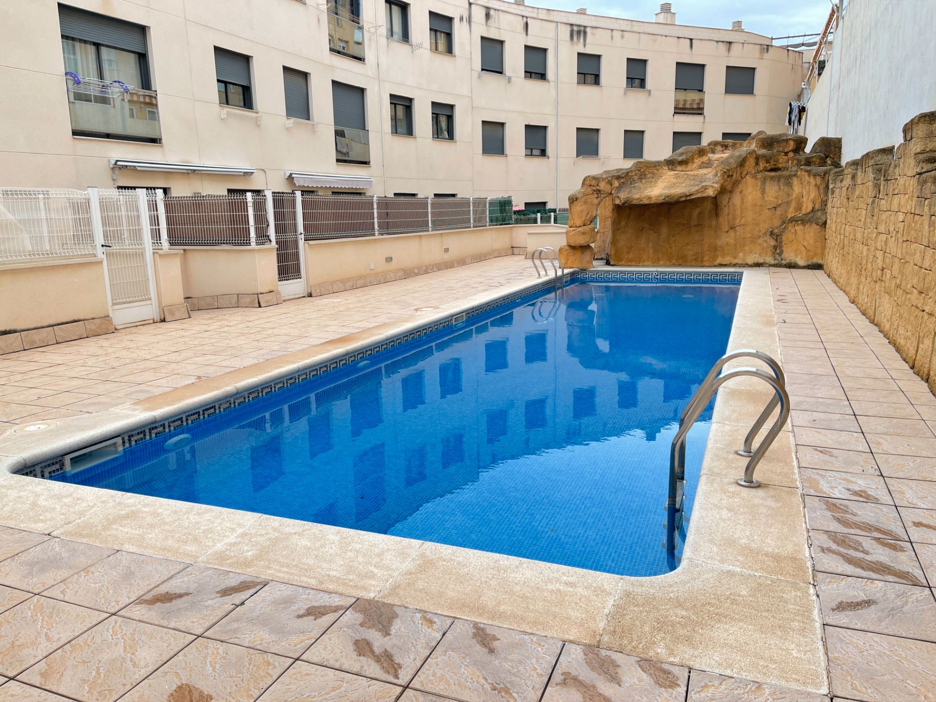 Swimming pool of Apartment for sale in Vandellòs i l'Hospitalet de l'Infant  with Air Conditioner, Heating and Furnished