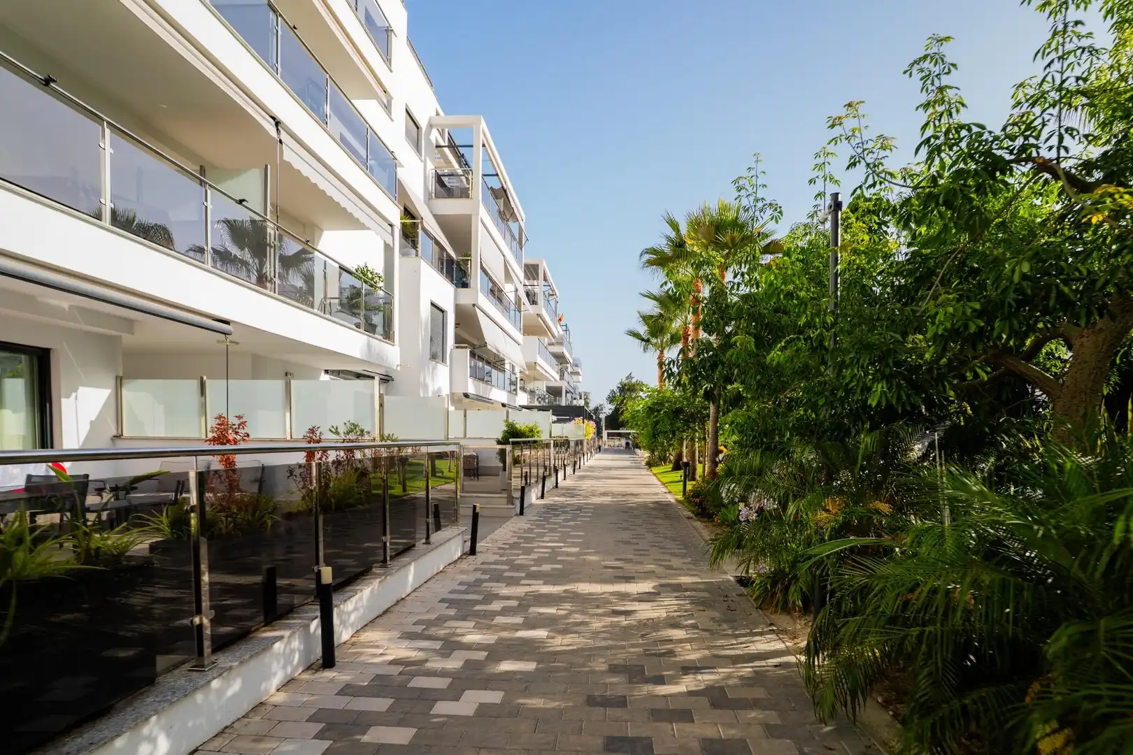 Vista exterior de Piso de alquiler en Motril con Aire acondicionado, Terraza y Trastero