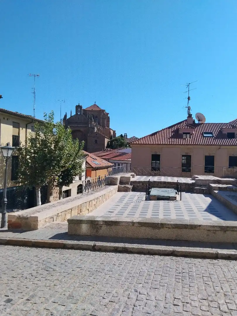 Estudi de lloguer a Plaza de Carvajal, 1, Universidad - Tenerías