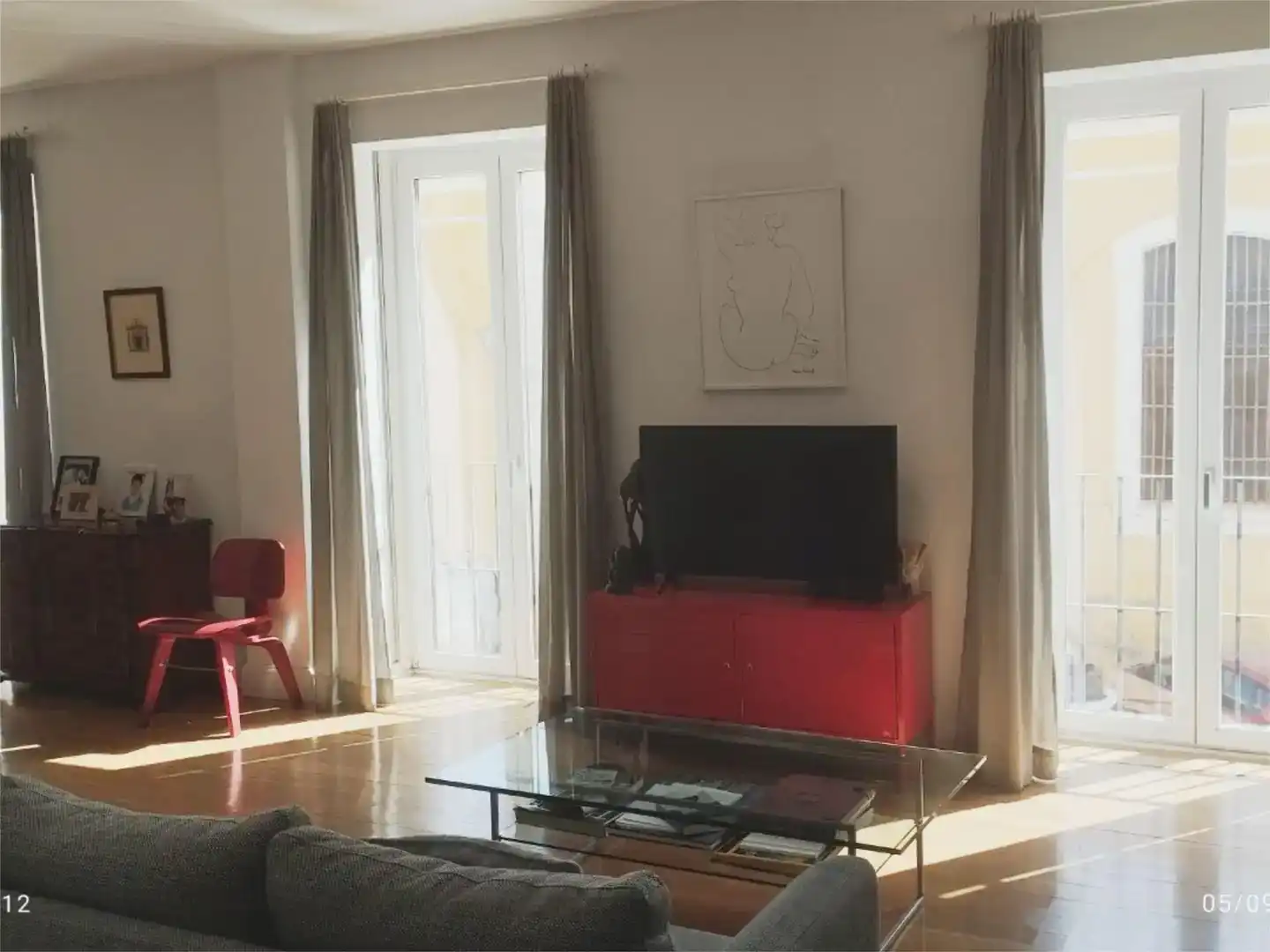 Sala d'estar de Pis de lloguer en  Sevilla Capital amb Aire condicionat i Balcó