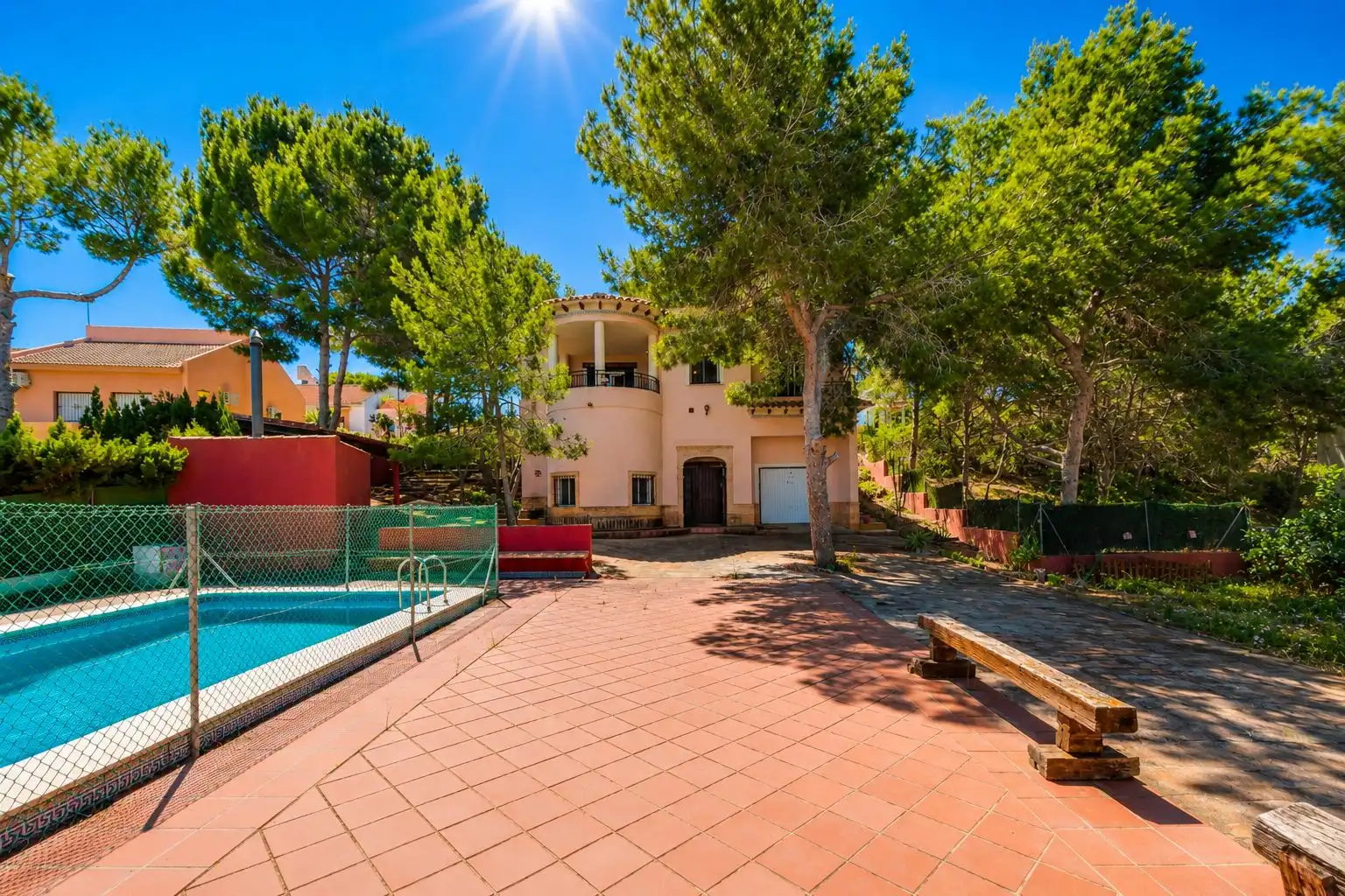 Villa mit Pool zum Verkauf in Calle ESTOCOLMO-CIUDAD COMUNICA, imagen 5