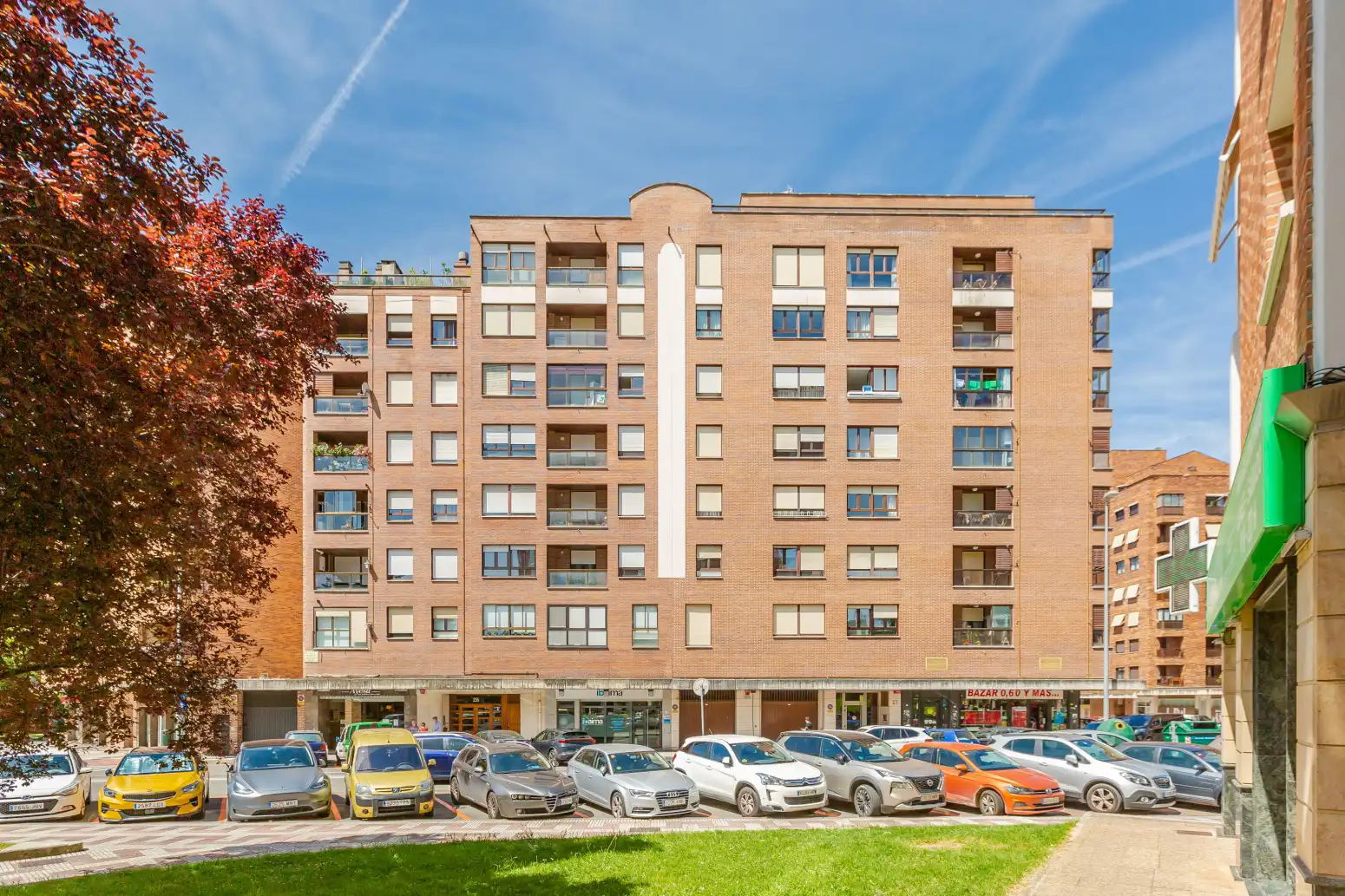 Vista exterior de Piso en venta en  Pamplona / Iruña con Parquet, Terraza y Trastero