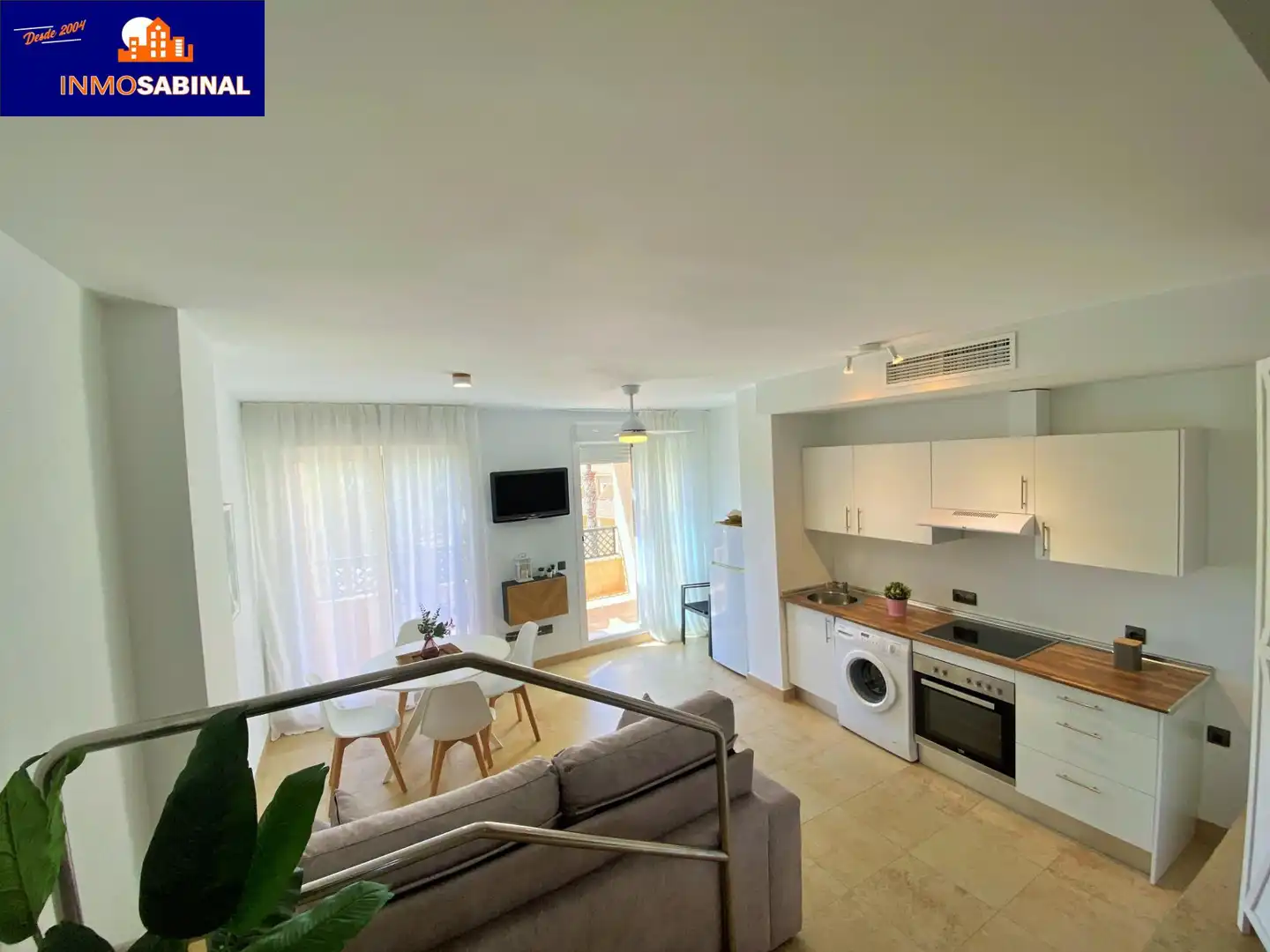 Sala d'estar de Estudi en venda en Vícar amb Aire condicionat, Jardí privat i Terrassa