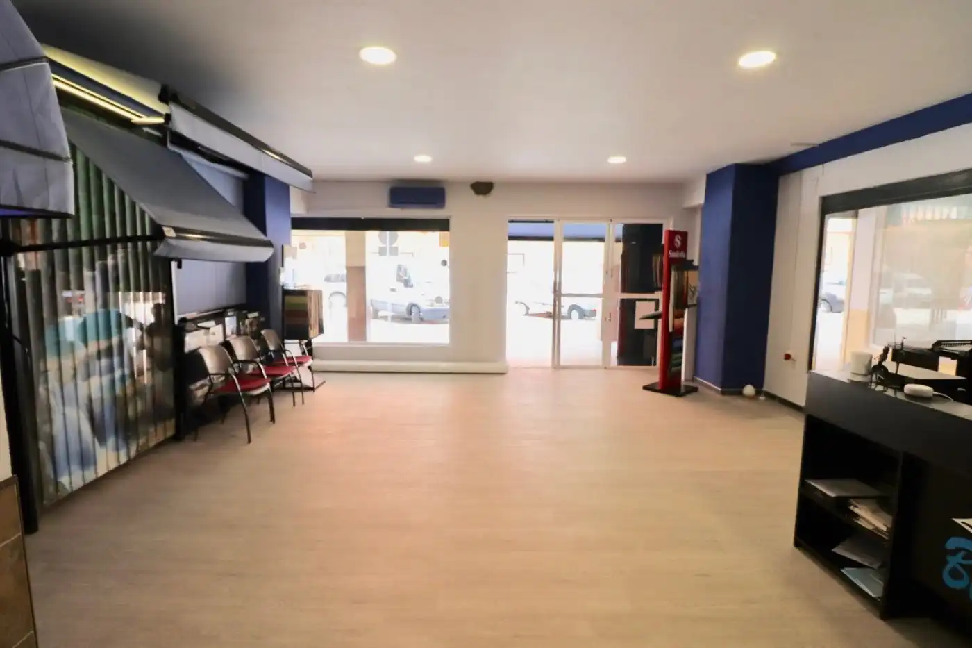 Local comercial en venda a Centro Urbano, imagen 3