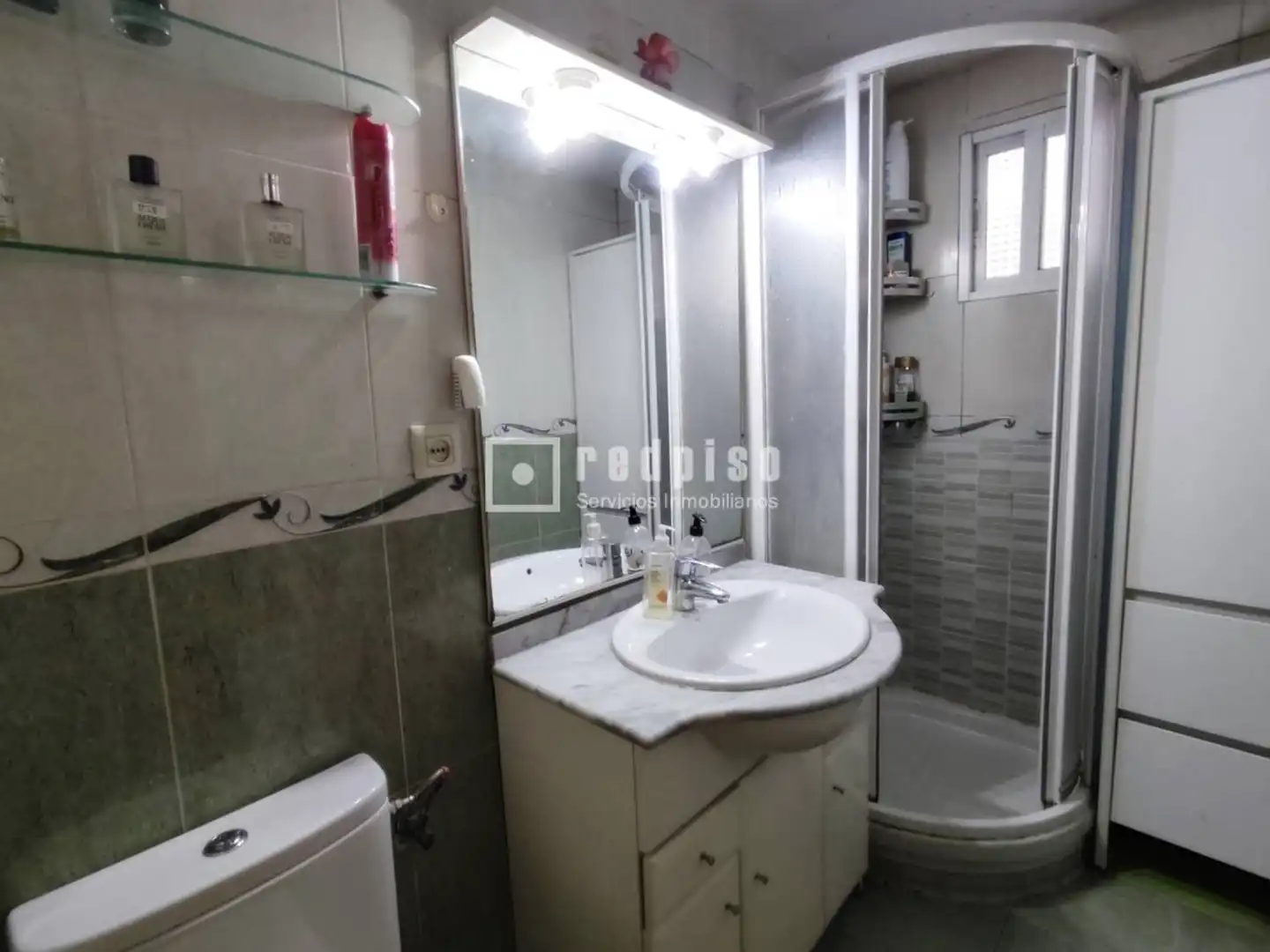 Badezimmer von Wohnung zum Verkauf in Móstoles mit Klimaanlage und Heizung