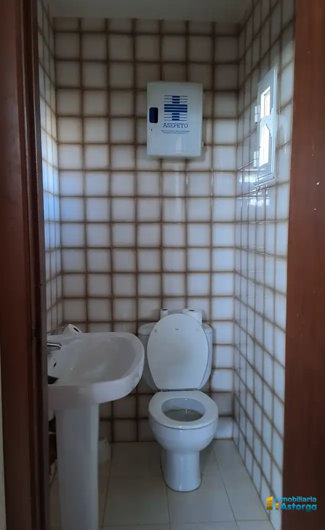 Baño de Casa o chalet en venta en Astorga con Calefacción, Jardín privado y Parquet