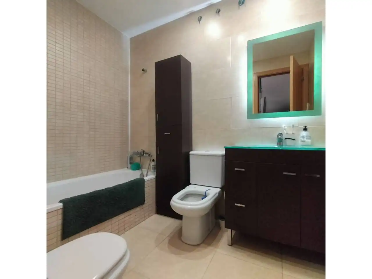 Baño de Piso en venta en Terrassa con Aire acondicionado, Calefacción y Parquet
