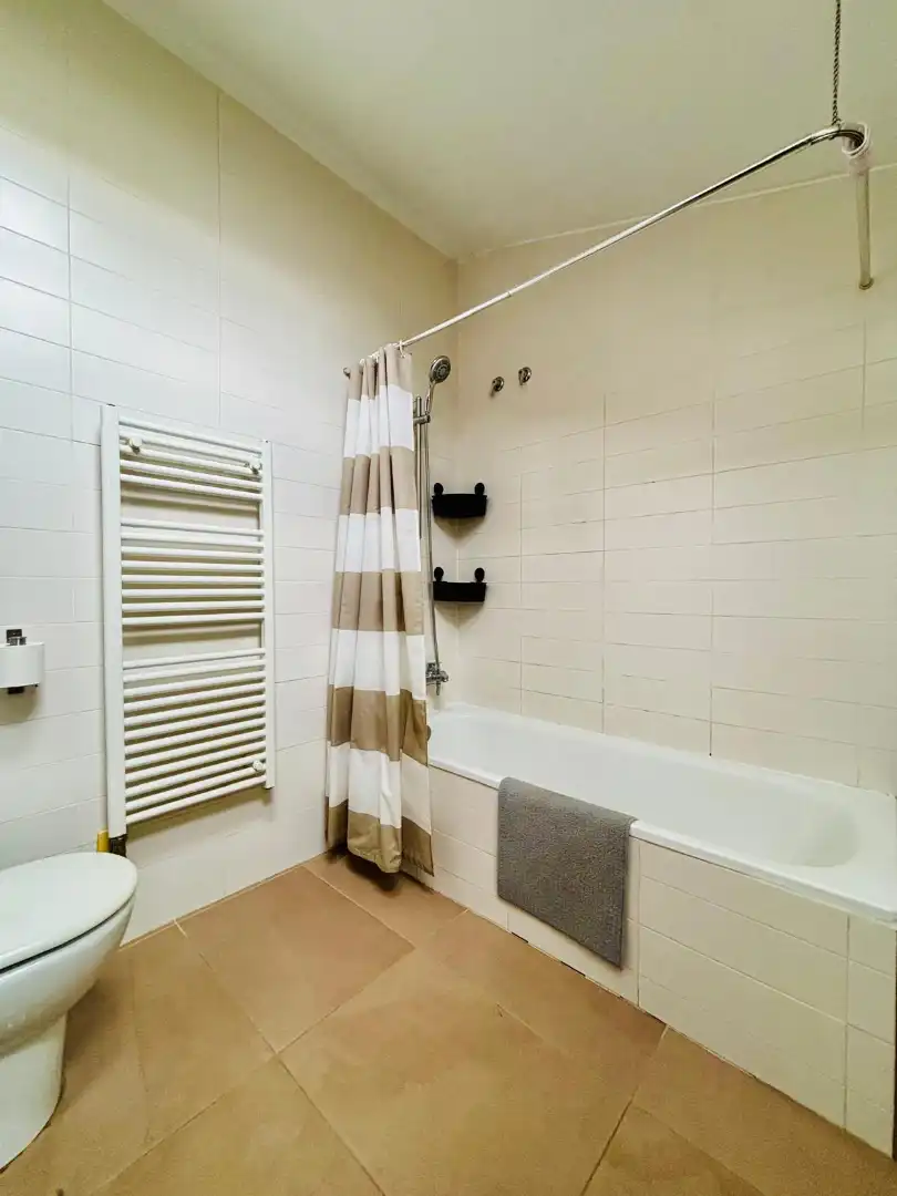 Bathroom of Duplexes for sale in Girona  with Air Conditioner, Heating and Parquet flooring
