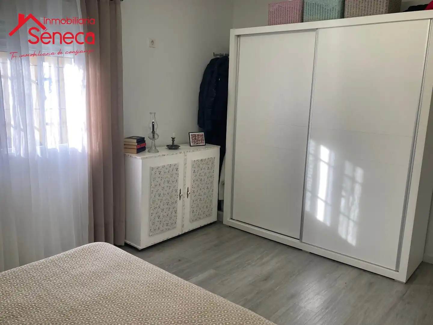Dormitori de Casa o xalet en venda en Almodóvar del Río amb Aire condicionat, Calefacció i Piscina