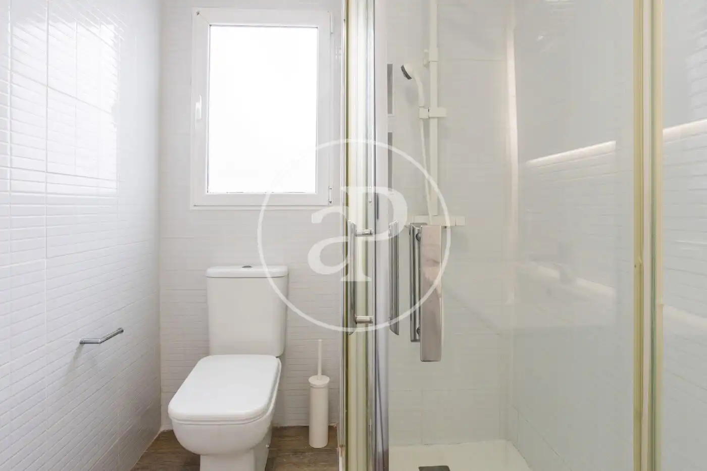 Bathroom of Attic for sale in Valencia  with Heating, Terrace and Furnished