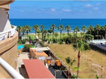 Apartament amb piscina en venda a Amplaries 23