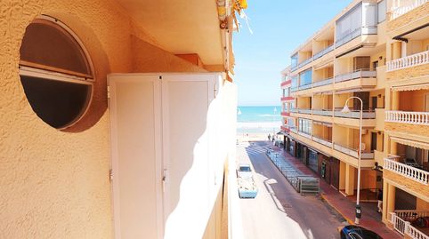 Foto 2 de Piso de alquiler en Carrer Azorín, Guardamar Playa, Guardamar del Segura