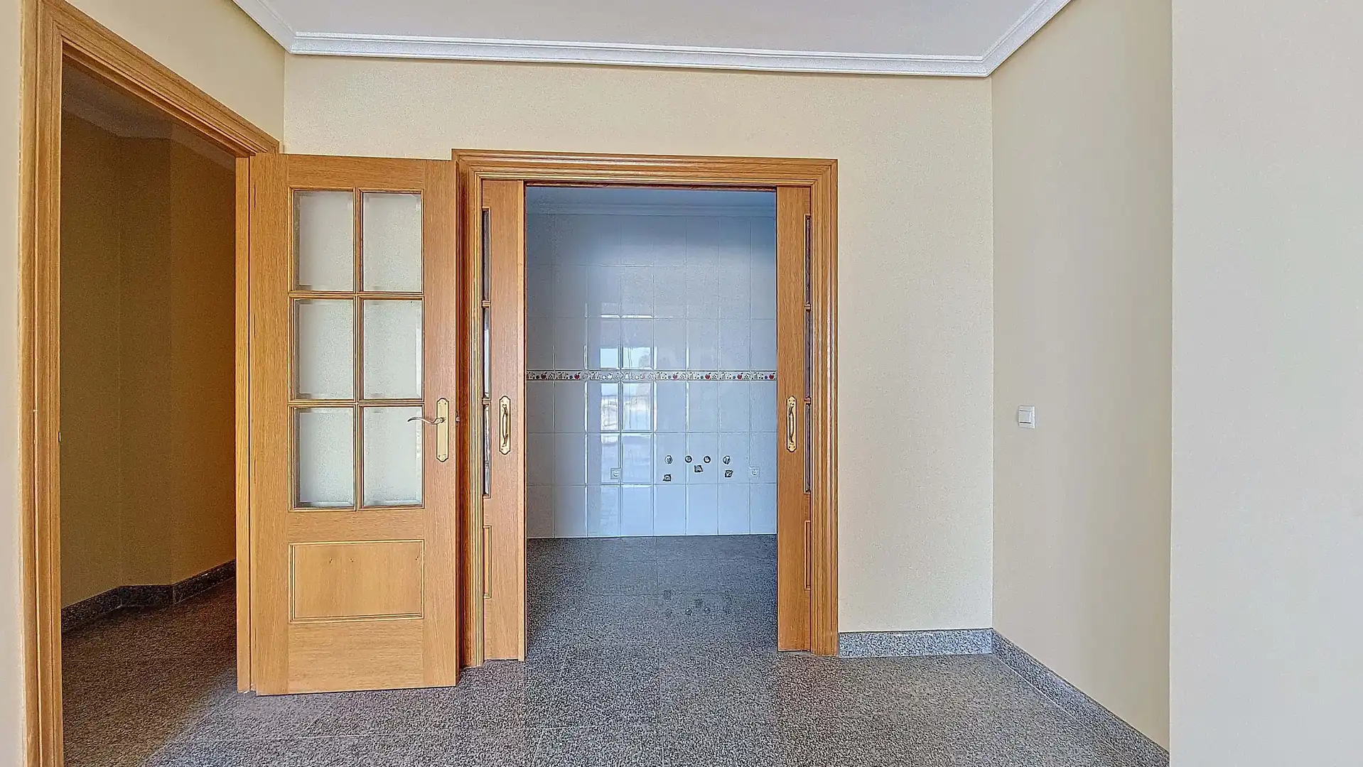 Piso en venta en Roquetas de Mar con Aire acondicionado y Terraza