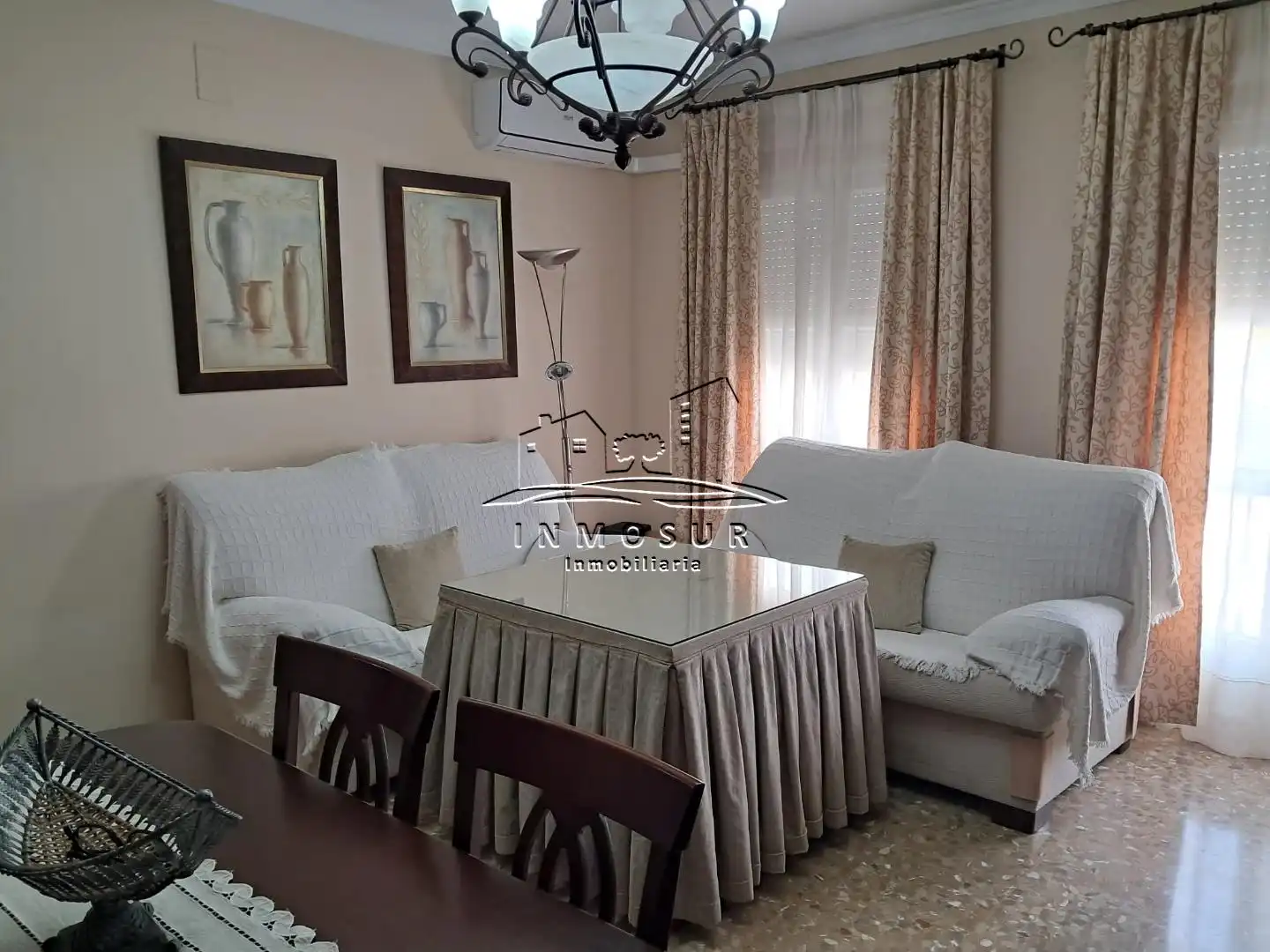 Sala de estar de Piso en venta en Lucena con Trastero y Amueblado
