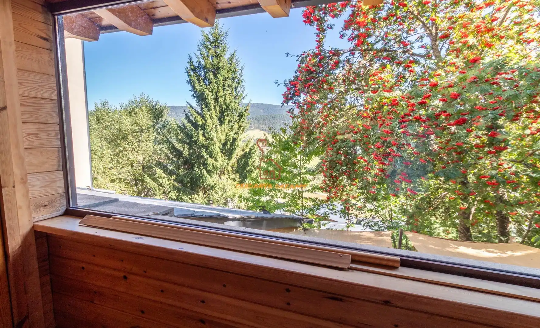 Jardín de Edificio en venta en Alp