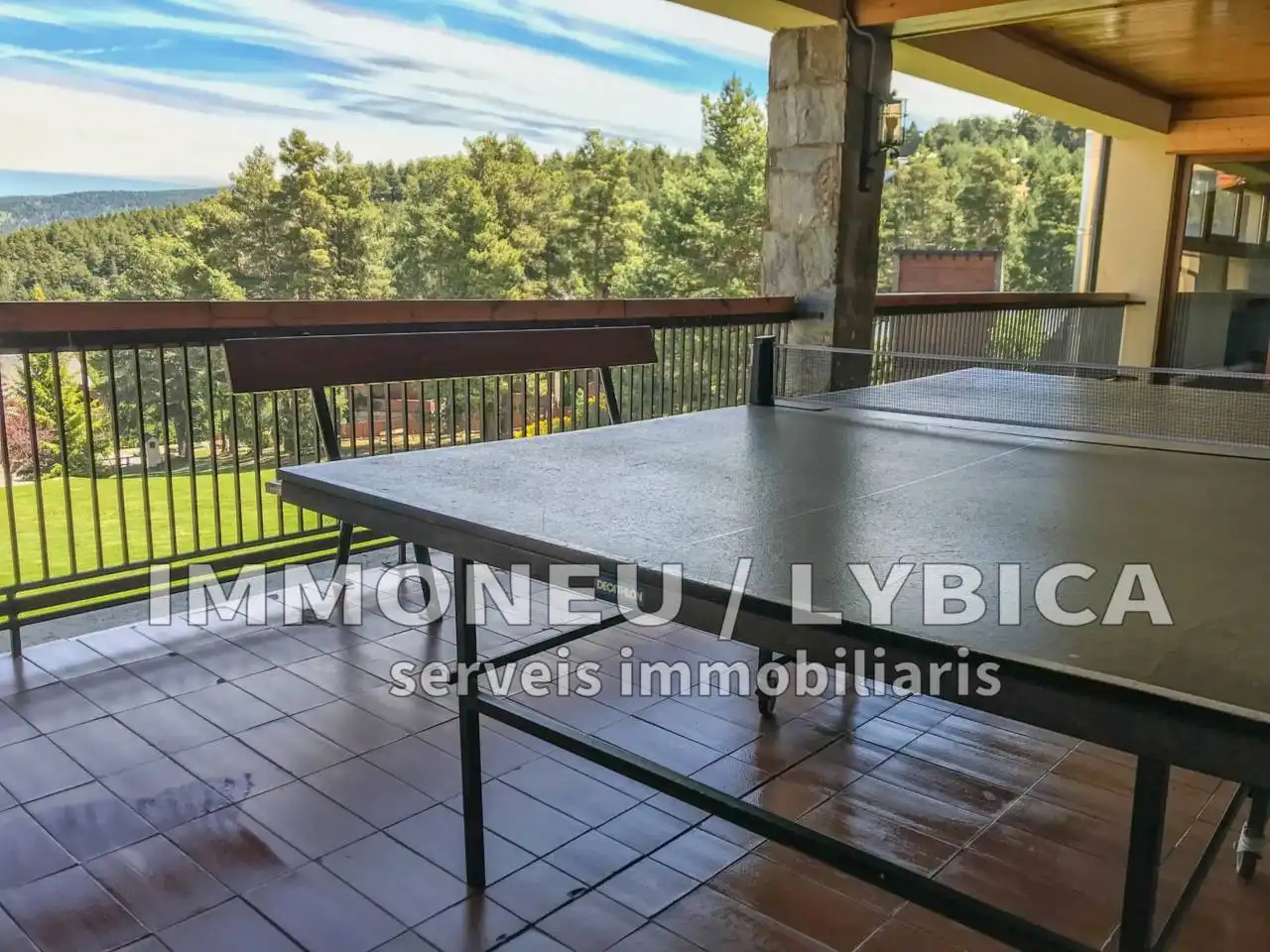 Terraza de Apartamento en venta en Alp con Calefacción y Terraza