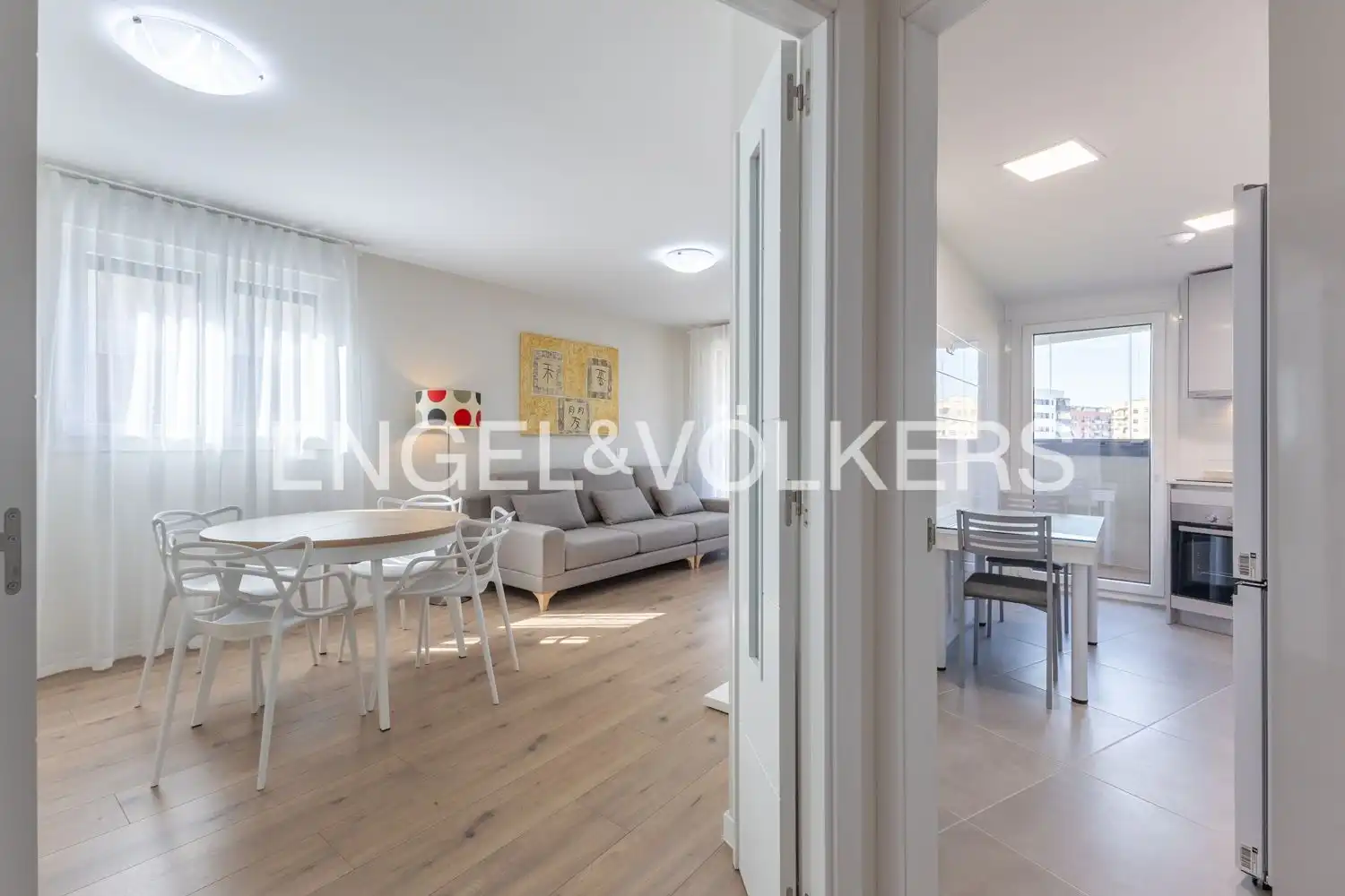 Sala d'estar de Pis de lloguer en Valencia amb Aire condicionat, Calefacció i Parquet