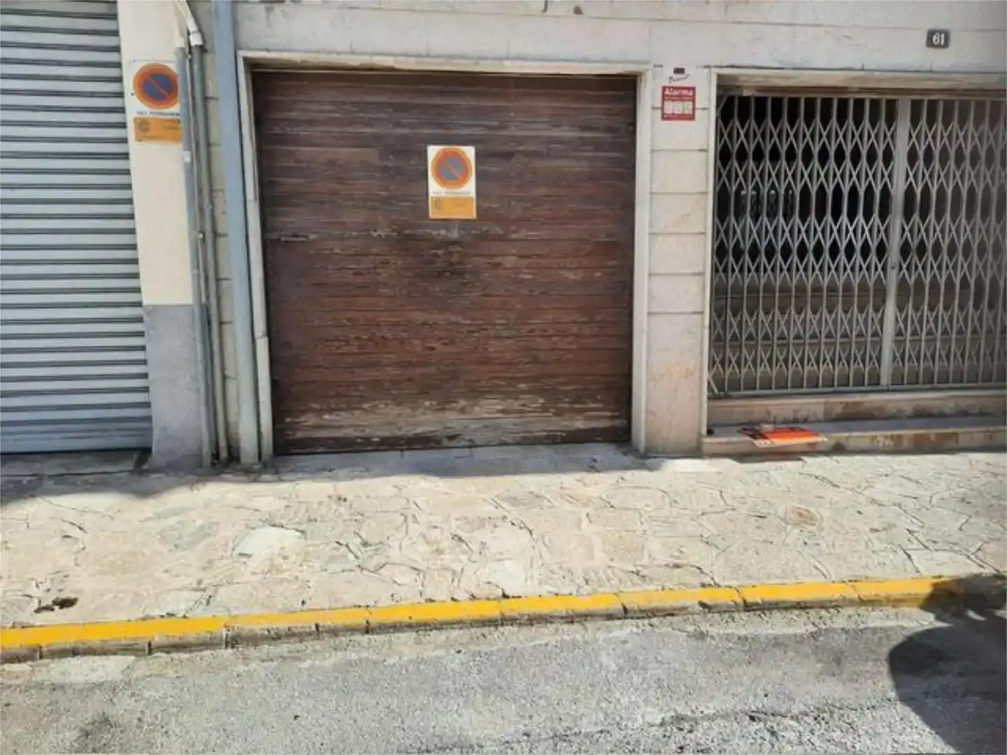 Parkplatz von Garage zur Miete in Inca