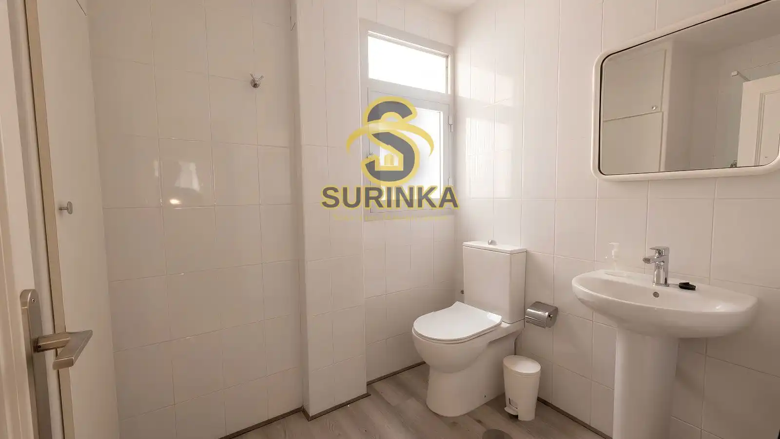 Baño de Piso de alquiler en Telde con Terraza y Amueblado