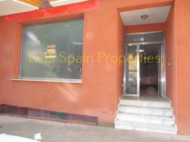 Local comercial en Venta en Vélez-Rubio