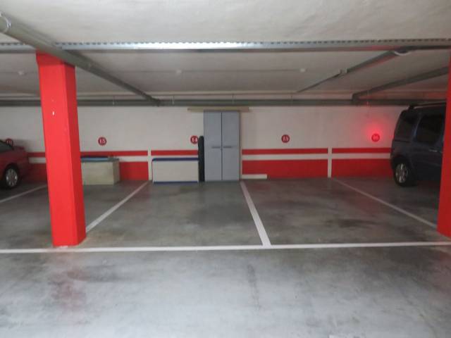 Garaje en Alquiler en Sopela