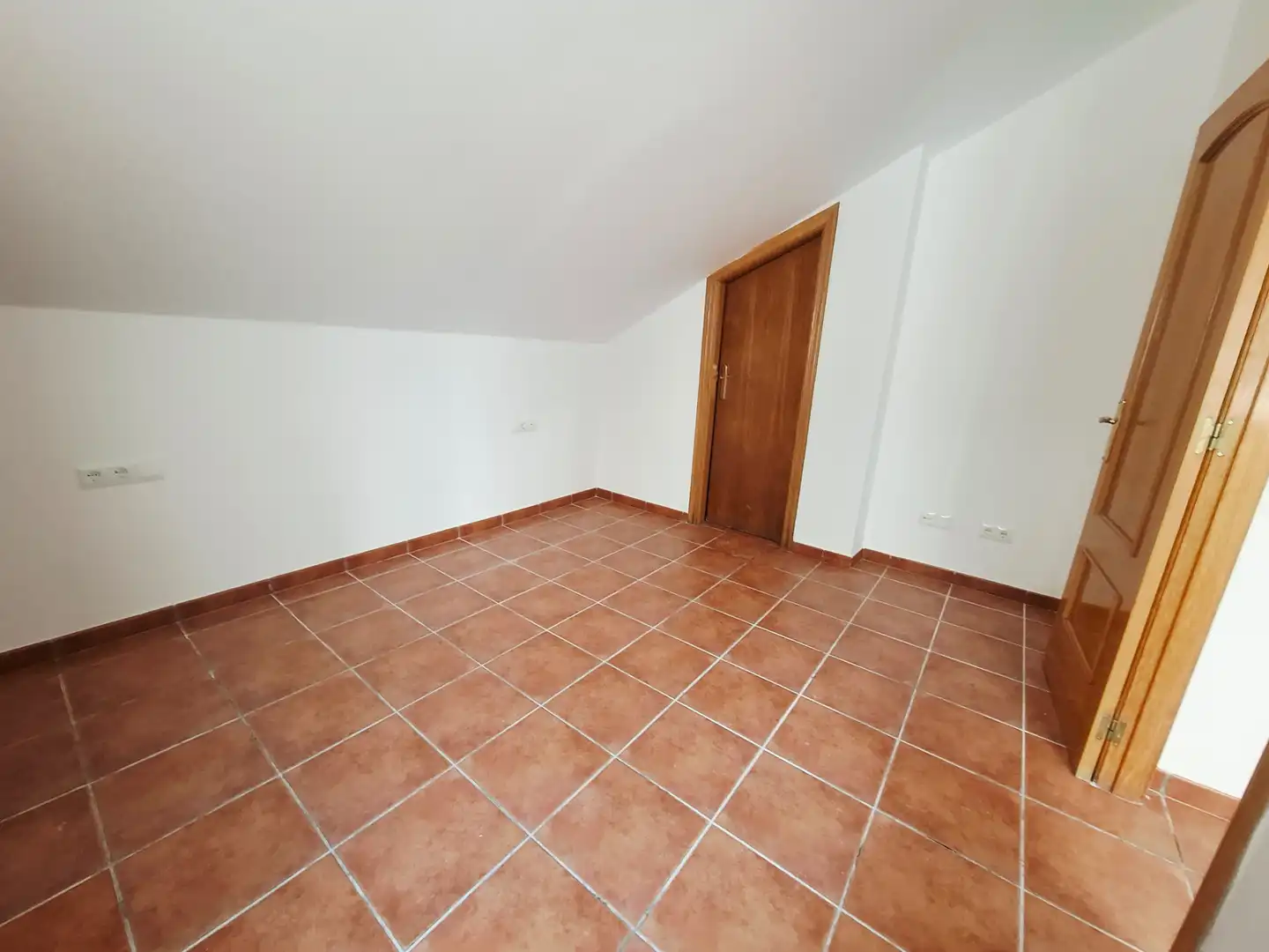 Ático en venta en Alcaucín con Terraza, Trastero y Piscina comunitaria