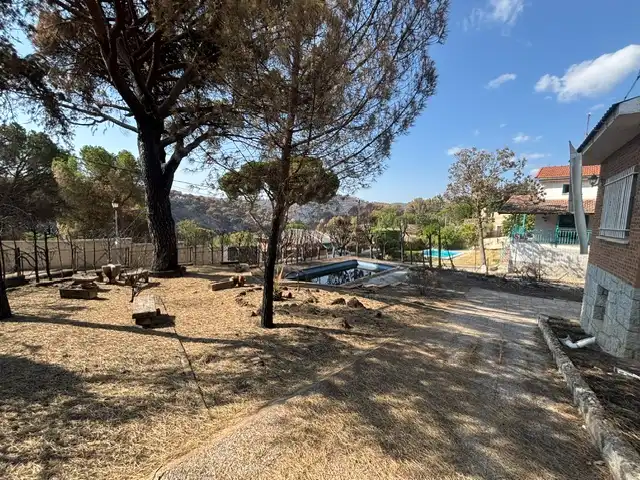 Chalet con piscina en venta en Navas del Rey, imagen 9