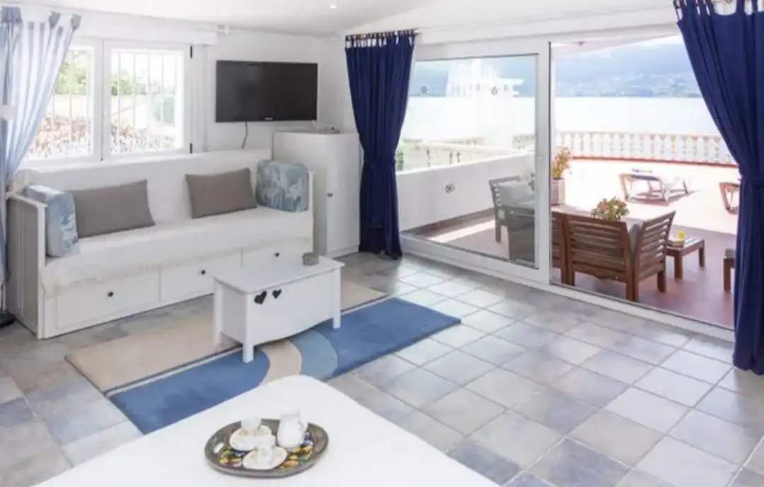 Casa o xalet de lloguer a Escalinata de Soutoxuste, Redondela