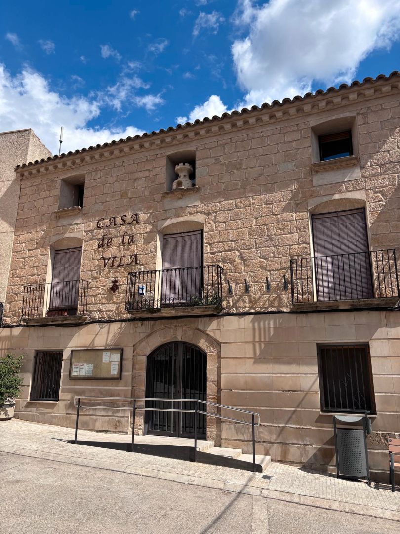 Vista exterior de Casa o xalet en venda en Torrebesses amb Aire condicionat, Traster i Moblat