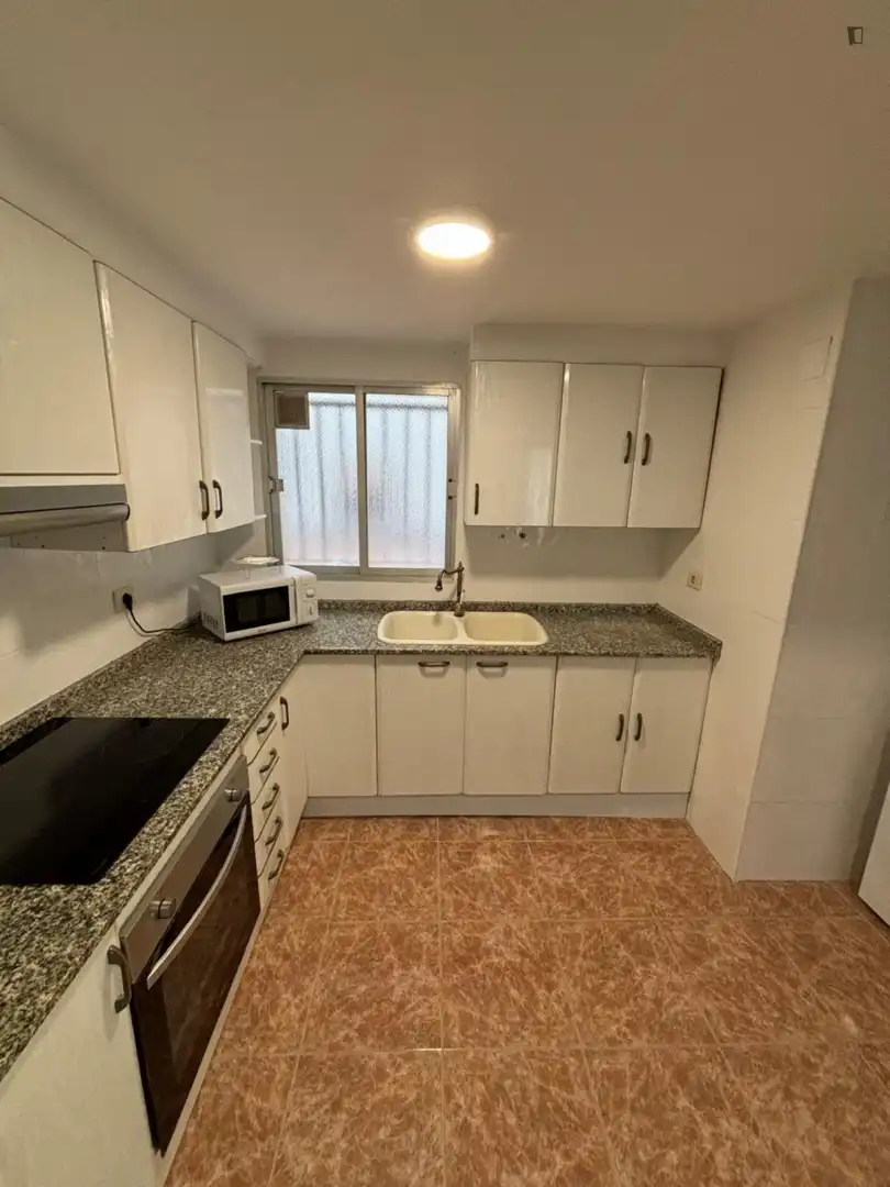 Habitació a Avenida de Valencia - Avenida de Casalduch