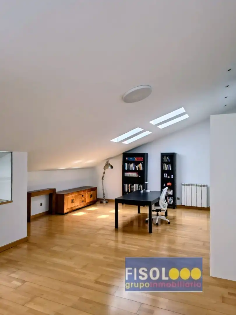 Casa o xalet en venda en Pozuelo de Alarcón amb Aire condicionat, Calefacció i Jardí privat