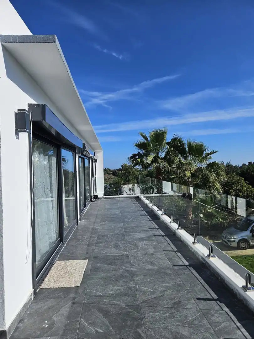 Terraza de Finca rústica de alquiler en Estepona con Piscina