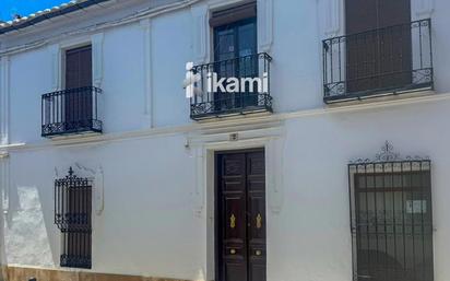 Vista exterior de Casa adosada en venda en Almagro amb Calefacció i Moblat