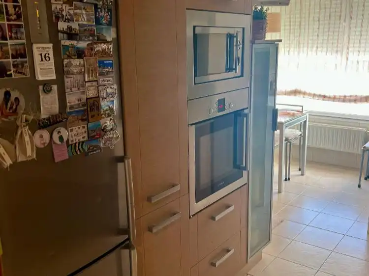 Cocina de Piso en venta en Vigo  con Calefacción, Parquet y Trastero