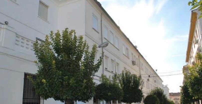 Vista exterior de Pis en venda en Cabra amb Moblat