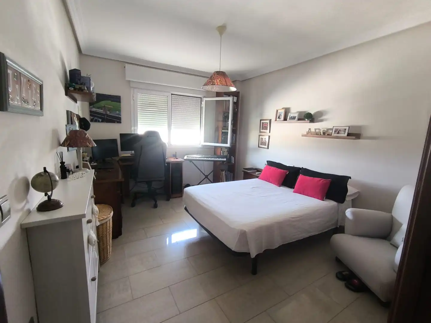 Schlafzimmer von Maisonette zum Verkauf in Mengíbar