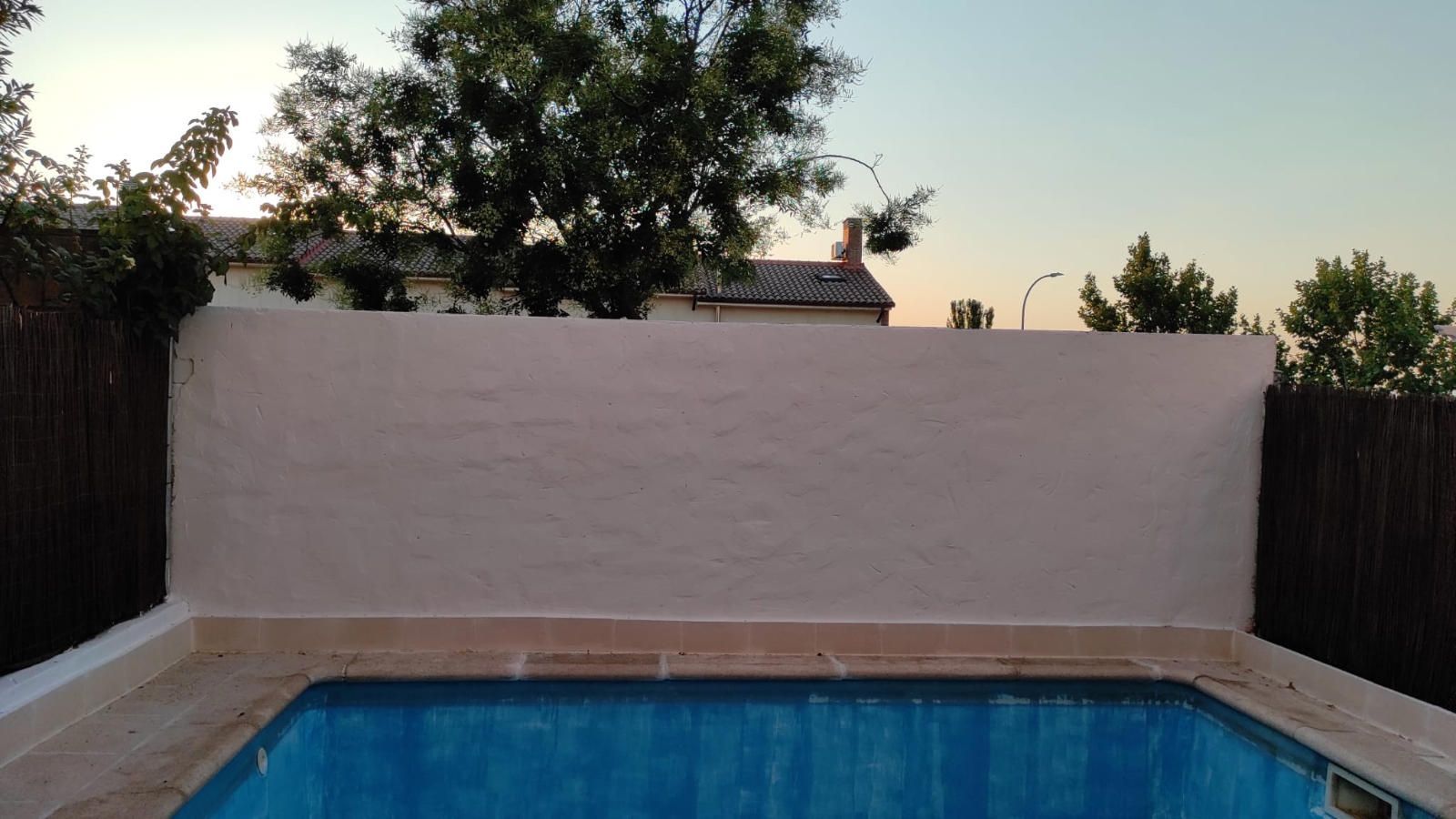 Swimming pool of Single-family semi-detached for sale in Guadalajara Capital  with Heating, Swimming Pool and Balcony