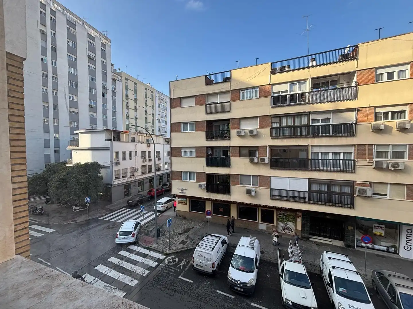 Exterior view of Flat for sale in Sevilla  with Air Conditioner, Heating and Terrace