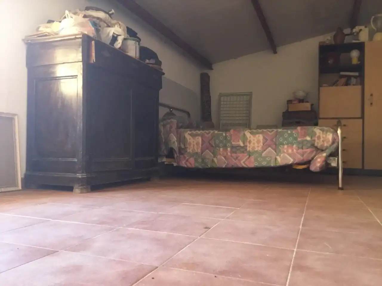 Dormitori de Casa adosada en venda en Villamayor de los Montes amb Calefacció, Parquet i Moblat