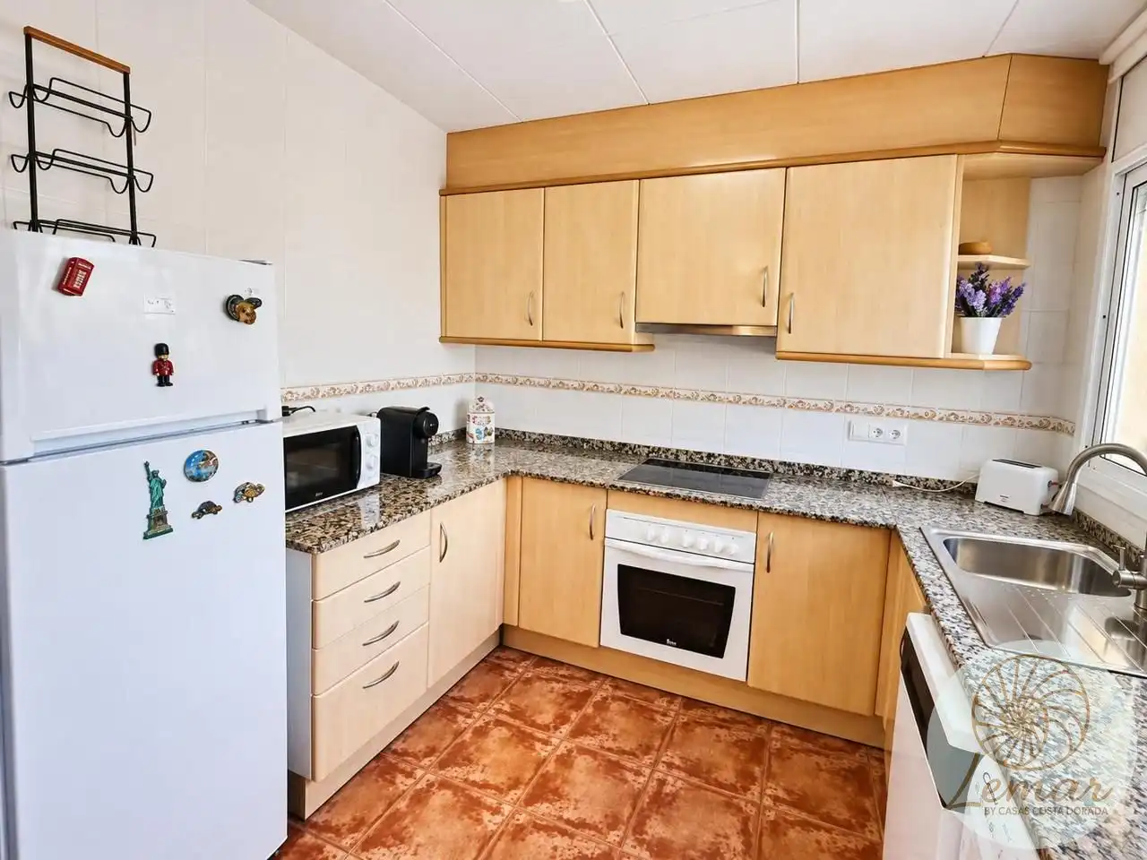 Cuina de Casa o xalet en venda en L'Ametlla de Mar  amb Aire condicionat, Jardí privat i Terrassa