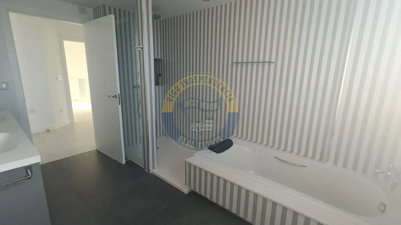 Baño de Casa o chalet en venta en Vigo  con Jardín privado, Terraza y Trastero