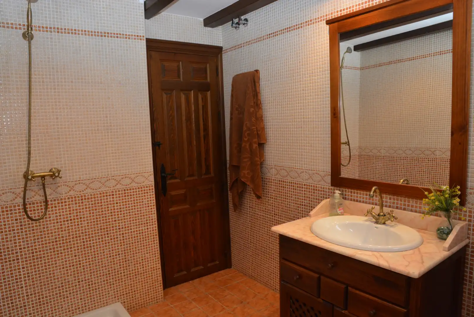Bany de Casa o xalet en venda en Mejorada del Campo amb Aire condicionat, Calefacció i Jardí privat