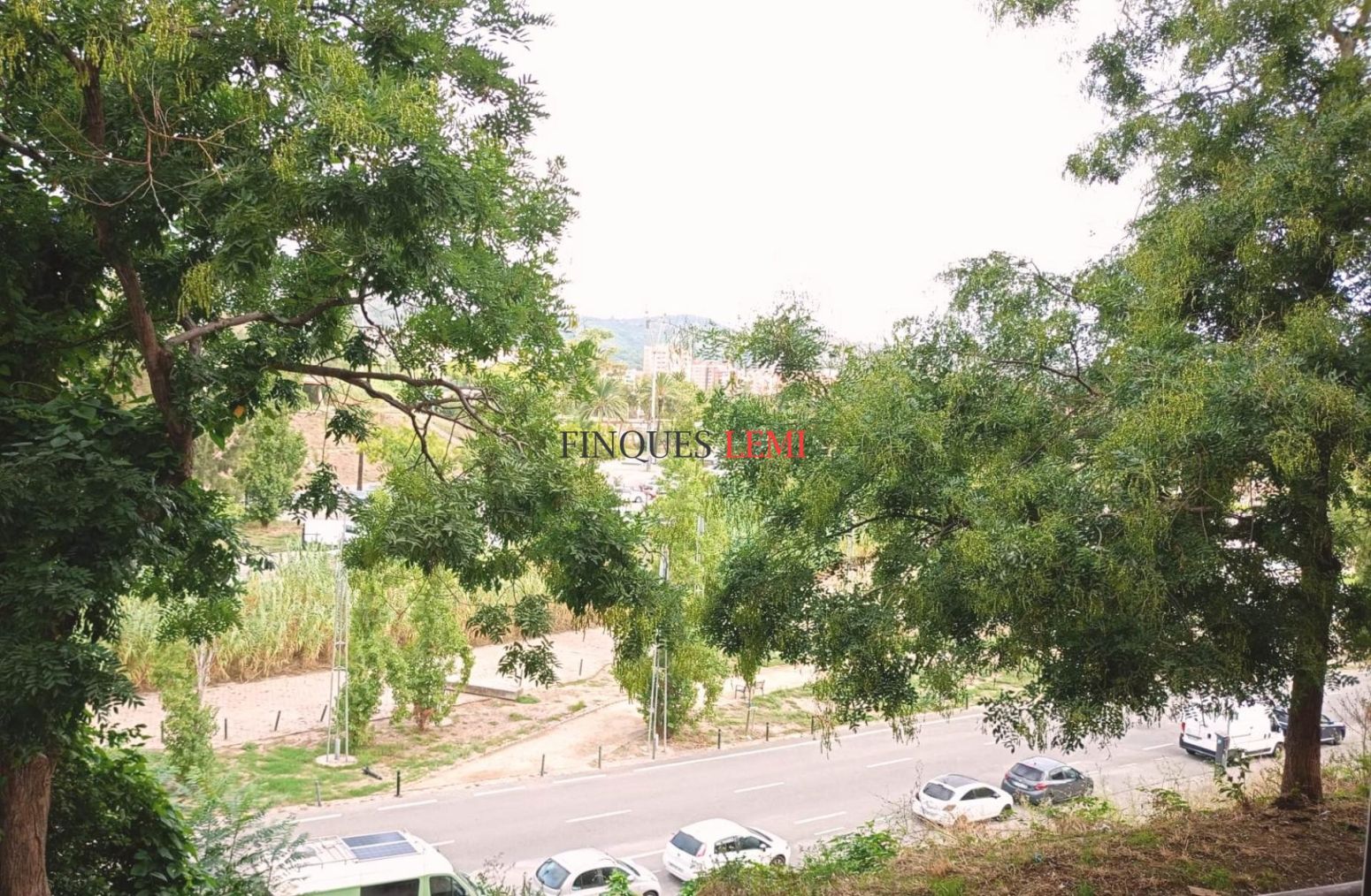 Exterior view of Flat for sale in  Barcelona Capital  with Heating, Parquet flooring and Terrace