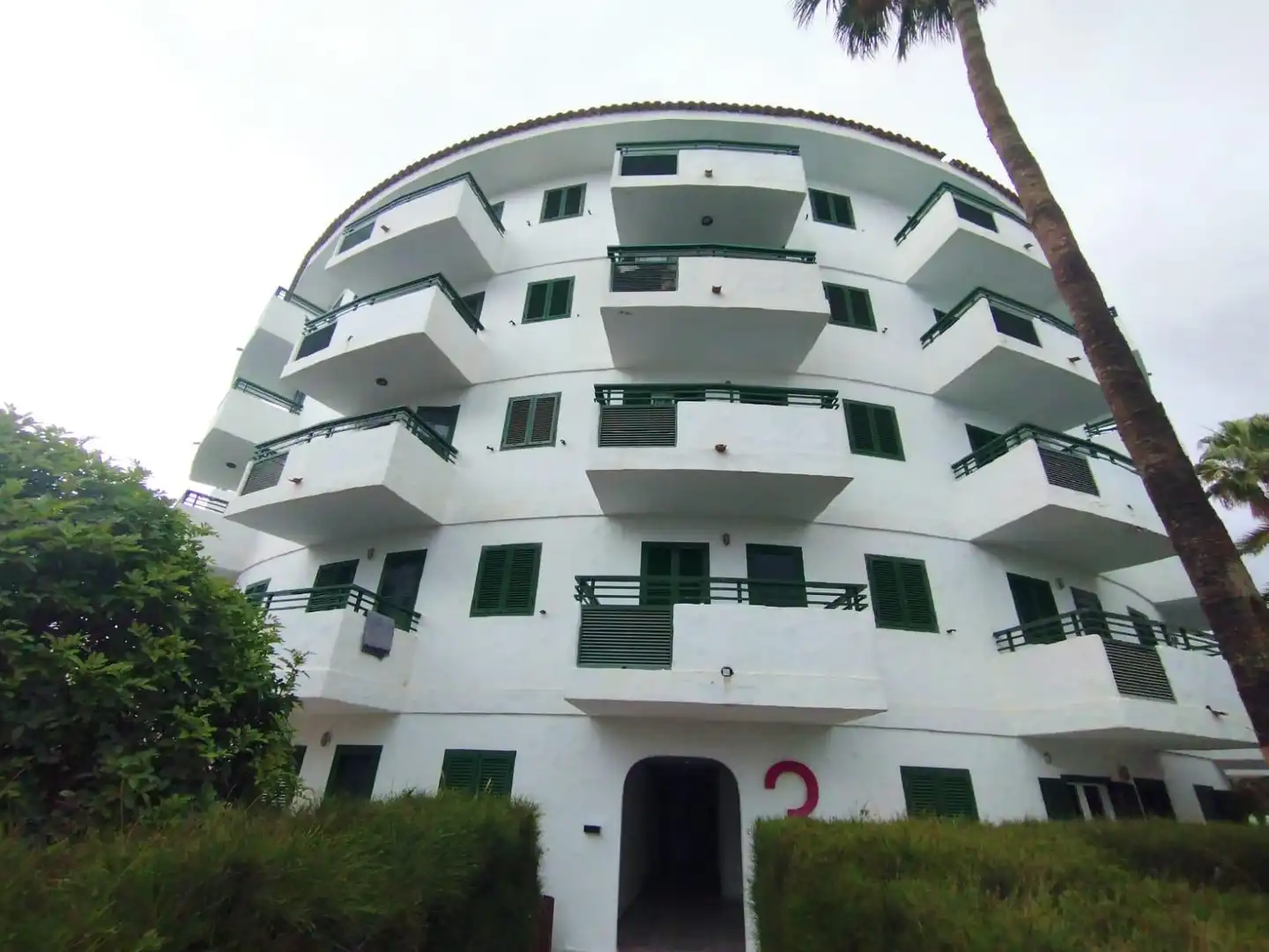 Vista exterior de Apartamento en venta en San Bartolomé de Tirajana con Balcón y Piscina comunitaria