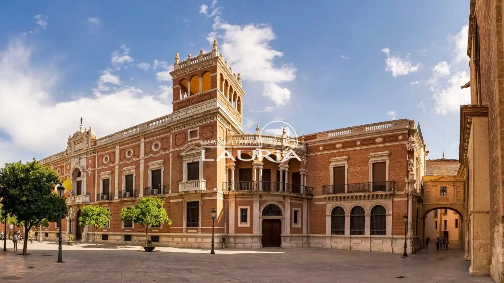 Vista exterior de Local en venta en  Valencia Capital