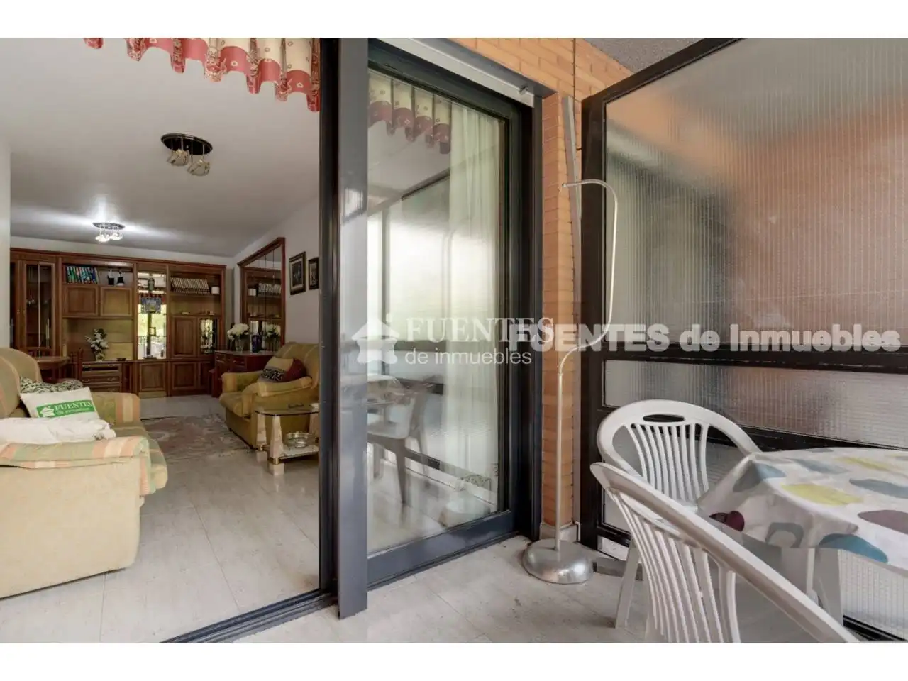Flat for sale in Calle pintor baeza, Altozano - Conde Lumiares