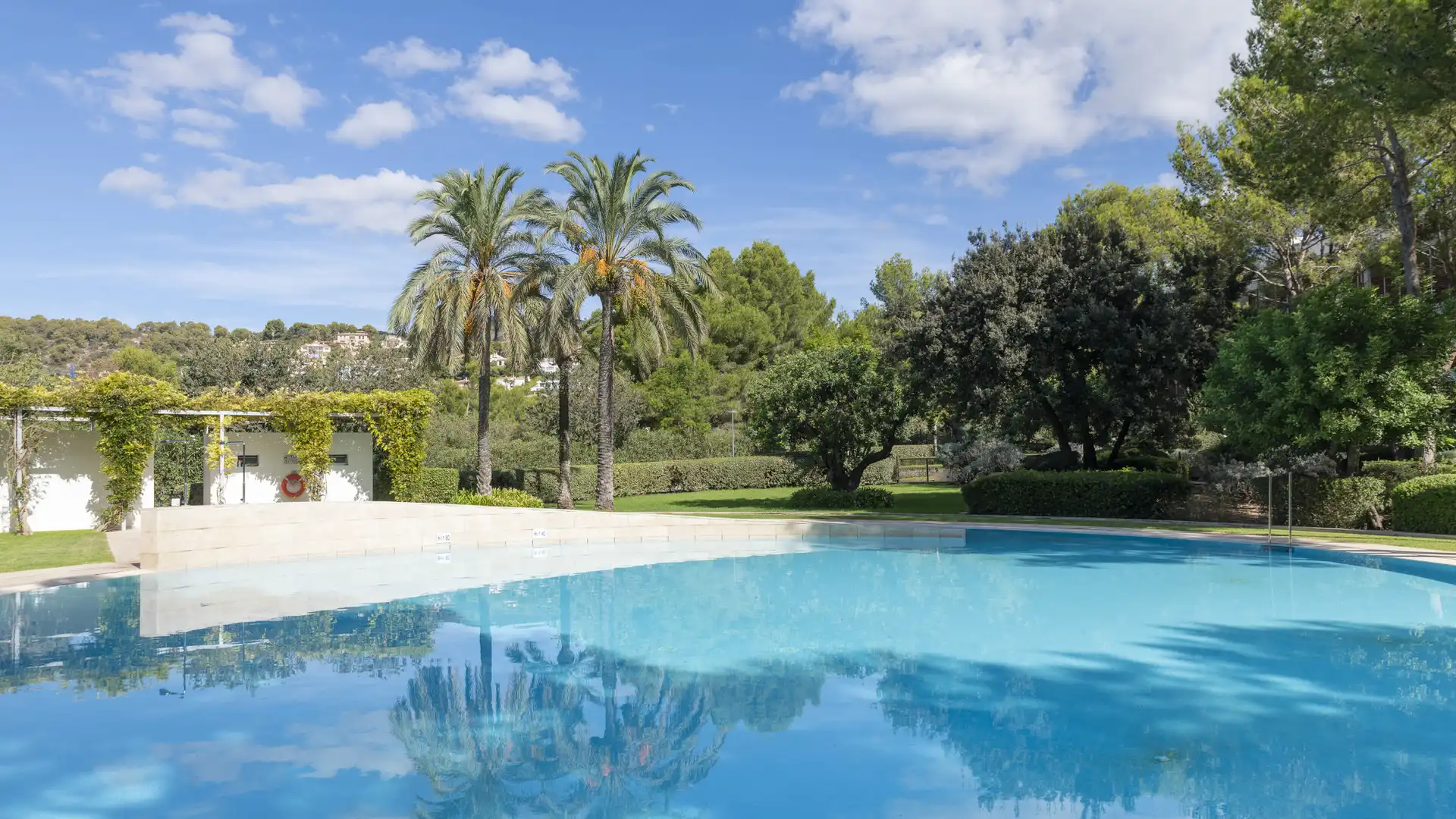 Piscina de Ático en venta en Calvià con Aire acondicionado, Calefacción y Terraza